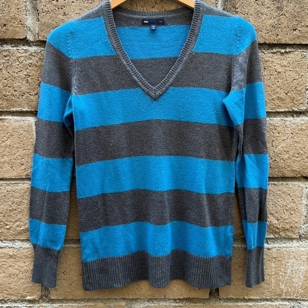 Gap Luxe Angora blend long sleeve sweater‎ women’s size XS